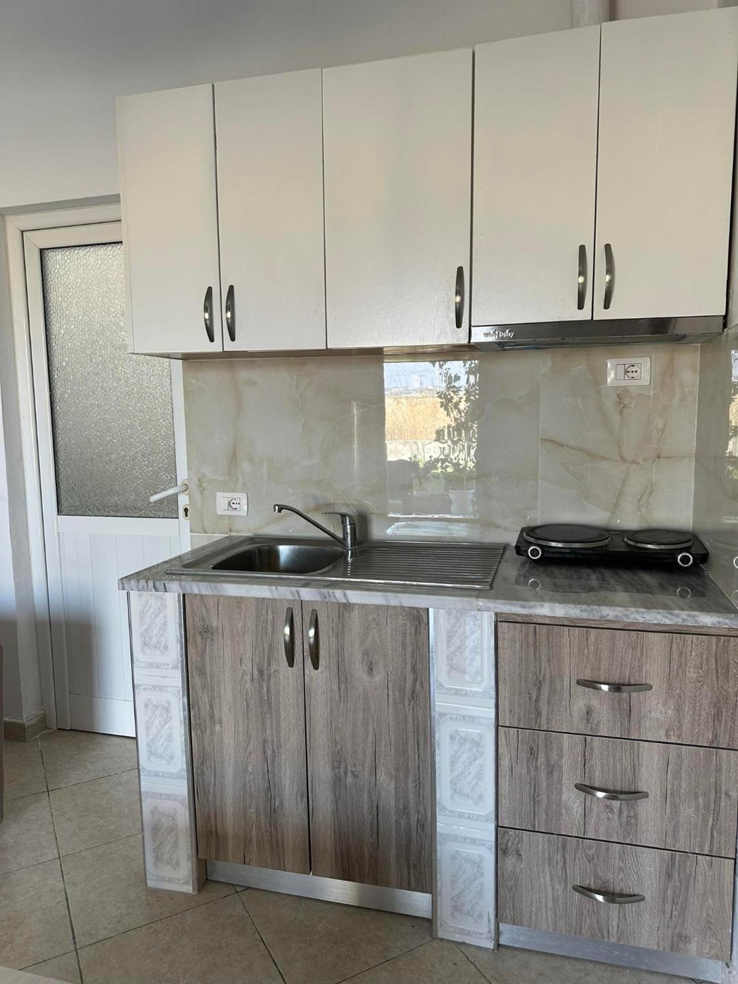 Elite Inn Vlorë Habitación foto